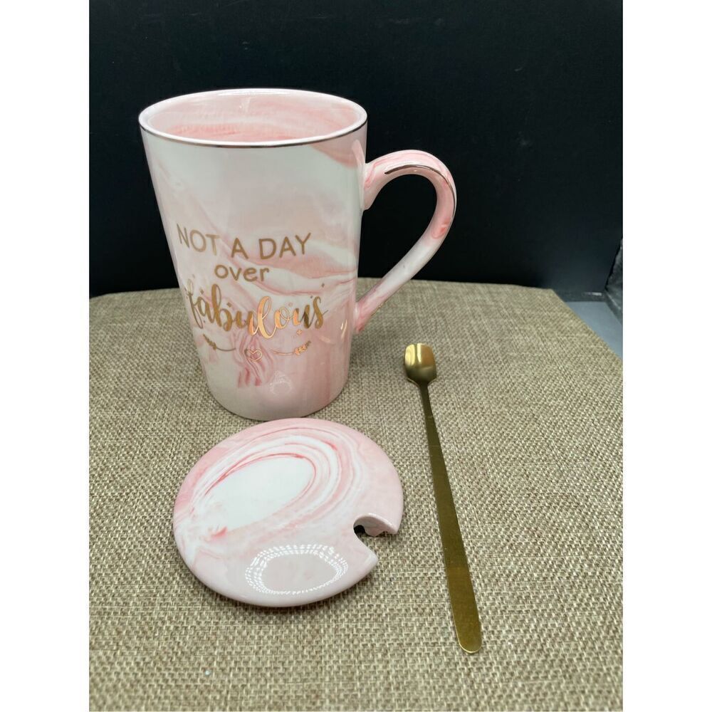 New Not A Day Over Fabulous 14 Oz Ceramic Mug Matching Lid & Gold Spoon Original